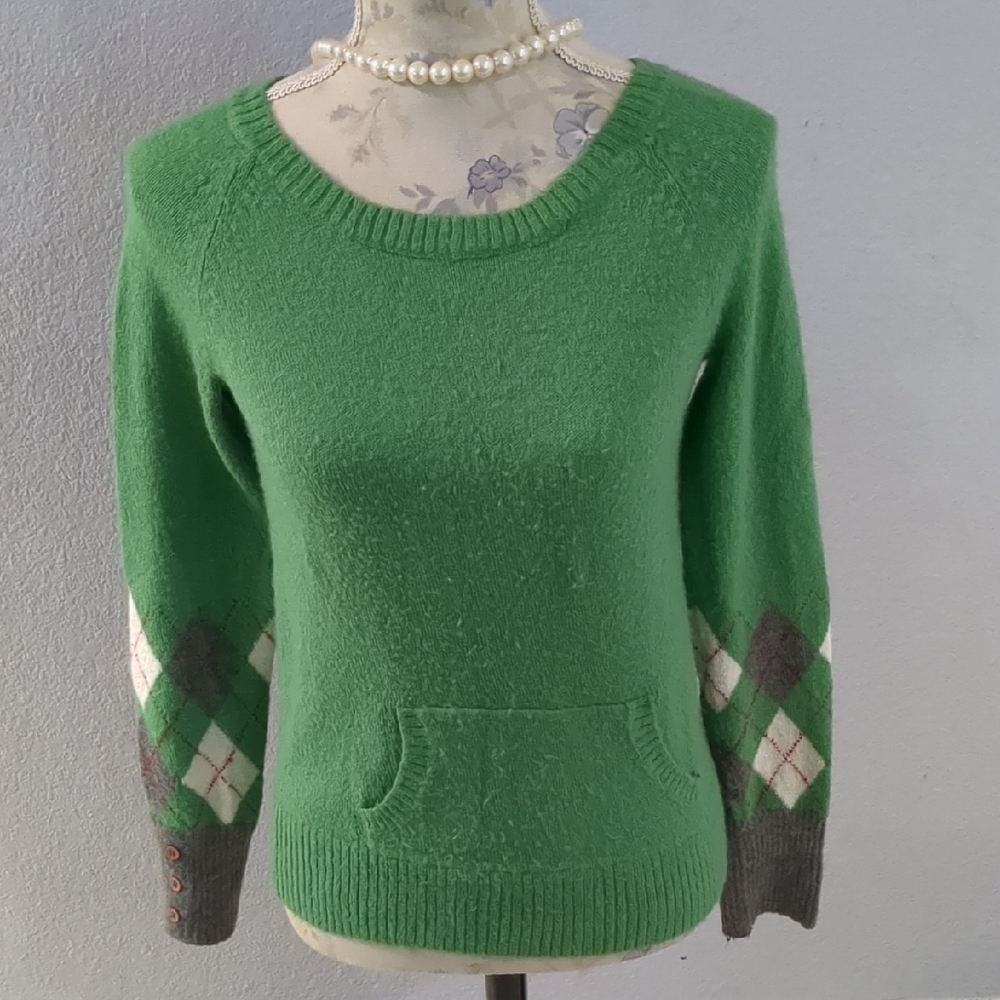 Green and Gray Sweaters with Soft Fabric